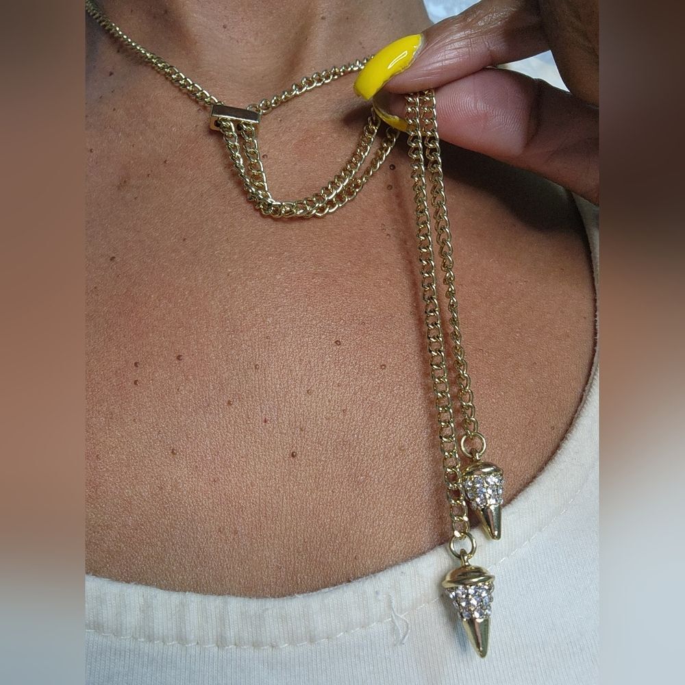 NWT Gold Tone Lariat style Necklace with Crystal pendant - Picture 5 of 6